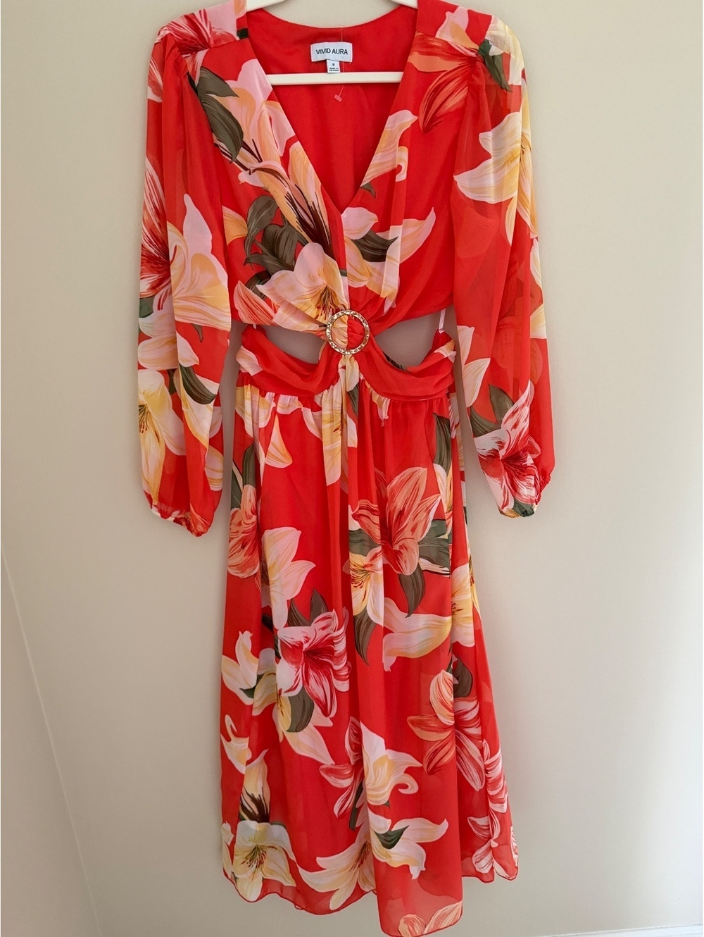 8 Vivid Aura beautiful open dress